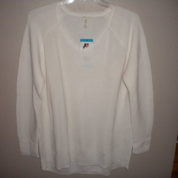 Matty M Women's Plus Size 2X Ivory Rib Stitch V Neck Sweater NWT - Picture 2 of 6